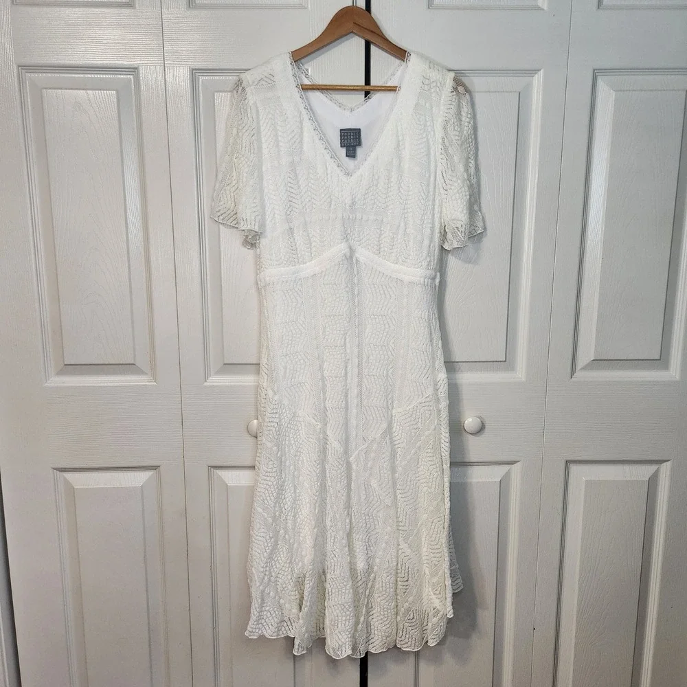 Rabbit Rabbit Rabbit Designs White Chevron Lace Midi Dress Ruffled Hem 18 - Picture 1 of 12